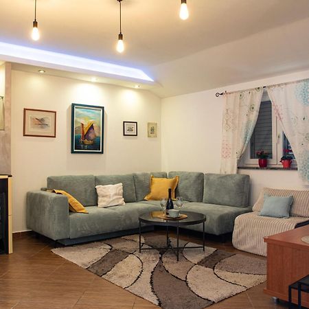 Nikka Apartments Malinska Dış mekan fotoğraf