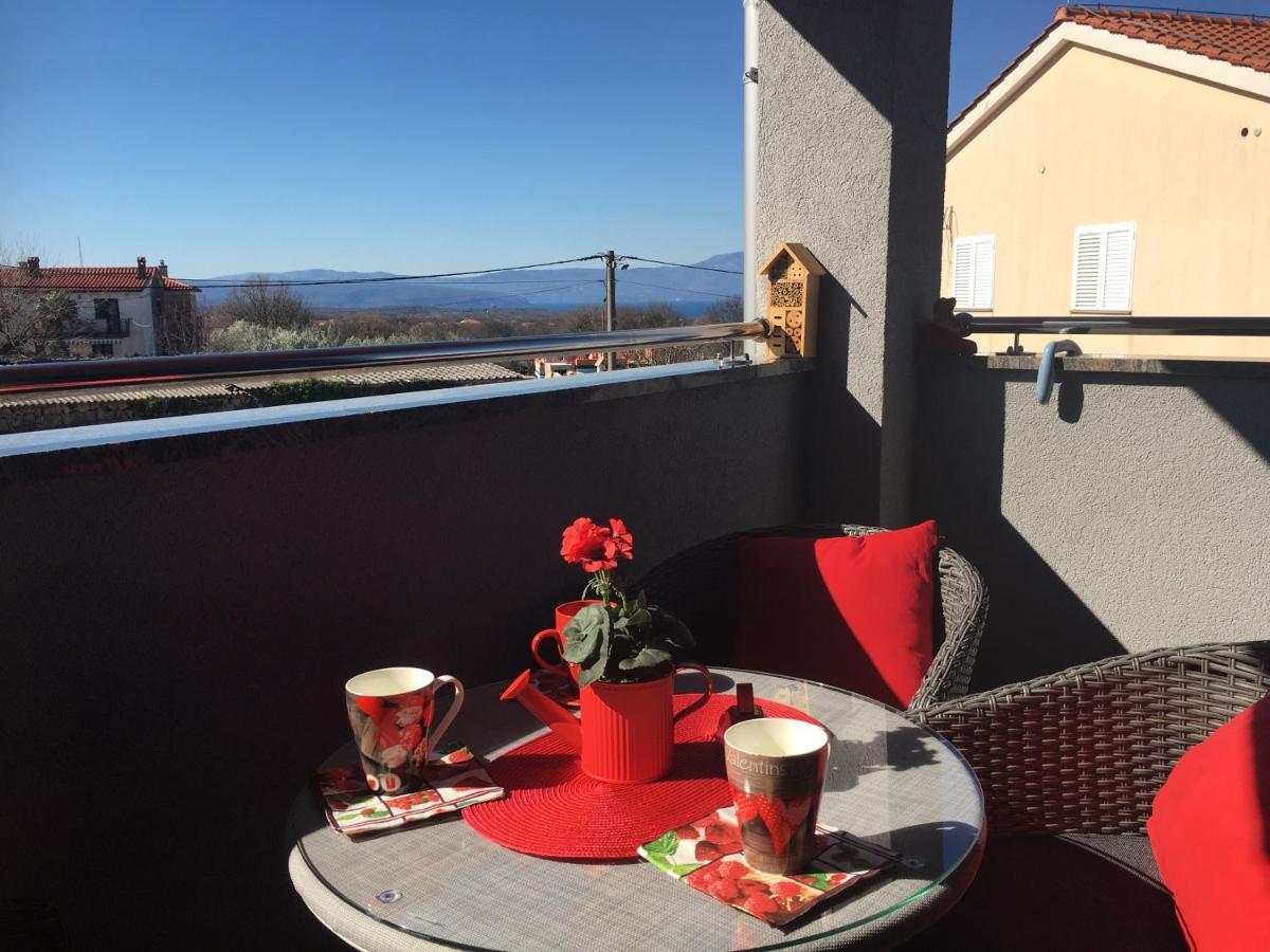 Nikka Apartments Malinska Dış mekan fotoğraf